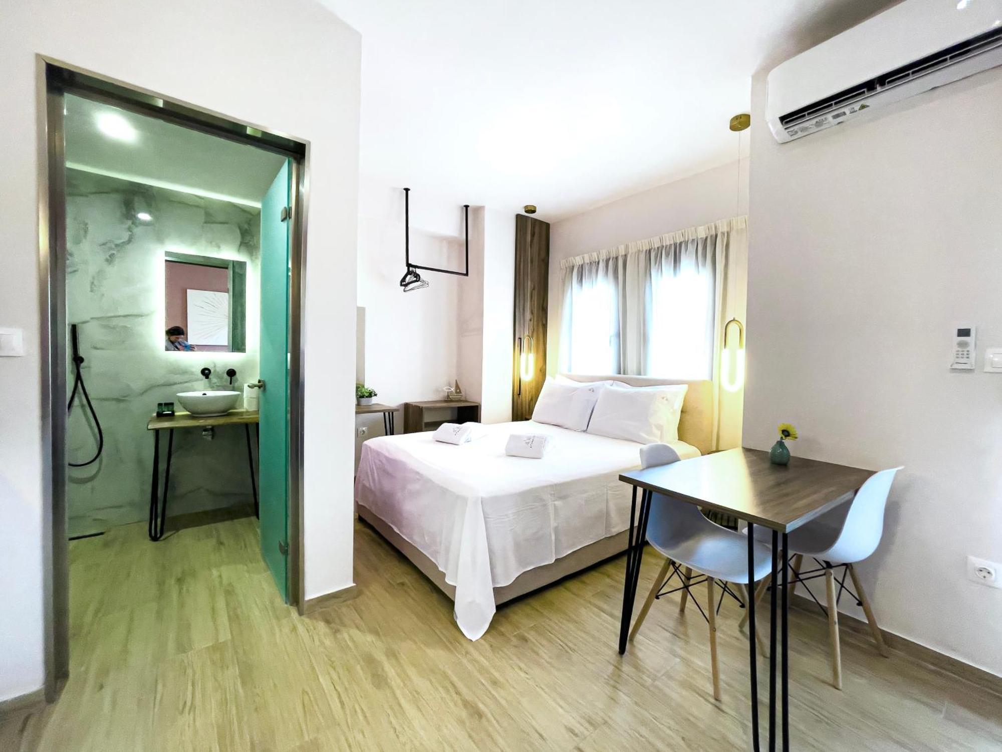 Athonite All Seasons Luxury Suites Иериссос Экстерьер фото